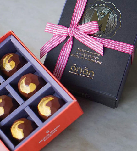 BONBONS BOX SLEEVE